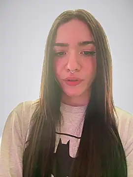 ShannonShanny online show from 4, 3, 2025