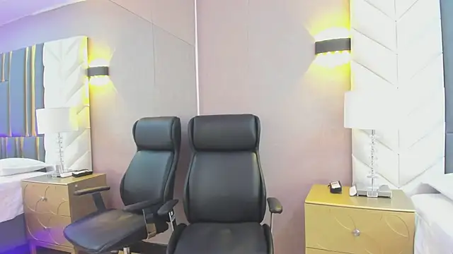 ChloeHarper  online show from 17, 1, 2026