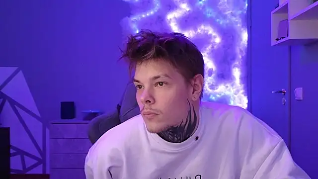 Snapshot of DENIS_HERE chatting on 11, 12, 2024 DENIS HERE online show from 11, 12, 2024