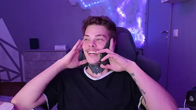 Snapshot of DENIS_HERE chatting on 24, 12, 2024 DENIS HERE online show from 24, 12, 2024