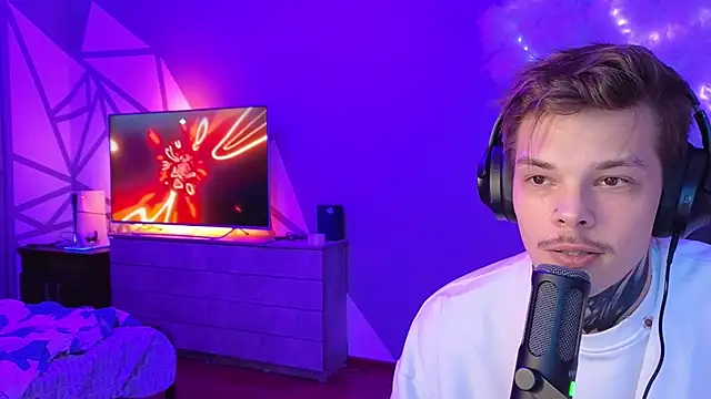 Snapshot of DENIS_HERE chatting on 10, 1, 2025 DENIS HERE online show from 10, 1, 2025