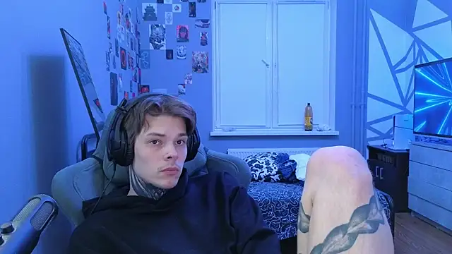 Snapshot of DENIS_HERE chatting on 18, 2, 2025 DENIS HERE online show from 18, 2, 2025