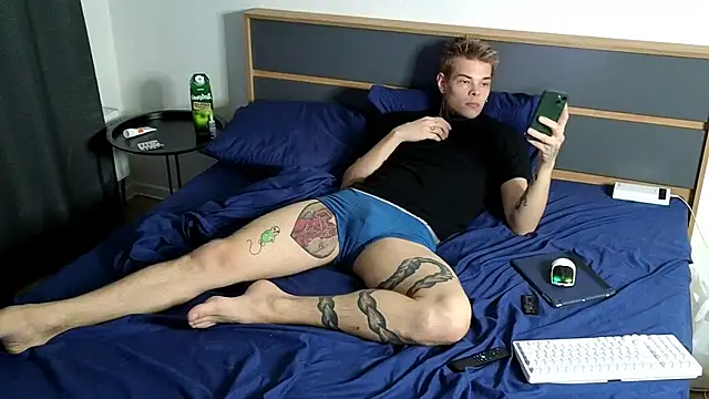 Snapshot of DENIS_HERE chatting on 27, 9, 2025 DENIS HERE online show from 27, 9, 2025