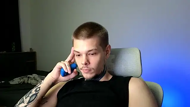 DENIS HERE online show from 4, 6, 2026