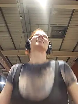 Exhibitionsplit online show from 8, 3, 2025