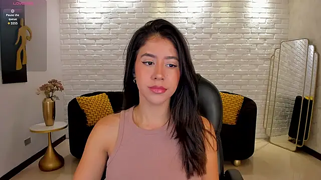 Snapshot of SussanElliot chatting on 15, 10, 2025 SussanElliot online show from 15, 10, 2025