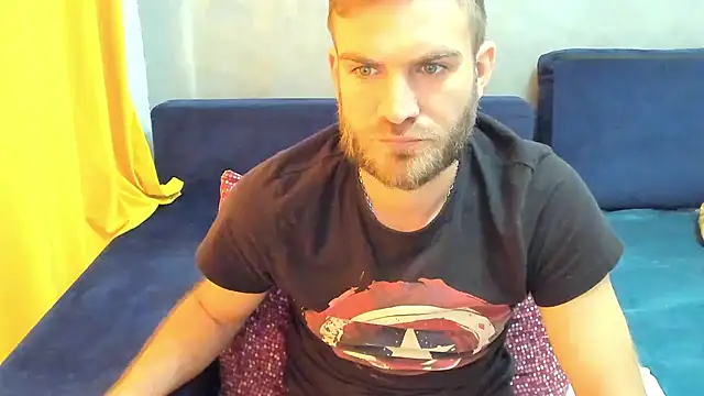 Snapshot of 10in_deluxe chatting on 26, 2, 2025 10in deluxe online show from 26, 2, 2025