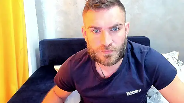 Snapshot of 10in_deluxe chatting on 7, 3, 2025 10in deluxe online show from 7, 3, 2025