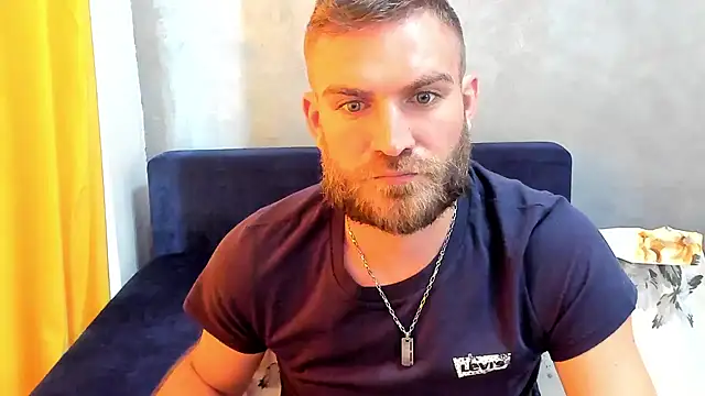 Snapshot of 10in_deluxe chatting on 7, 3, 2025 10in deluxe online show from 7, 3, 2025