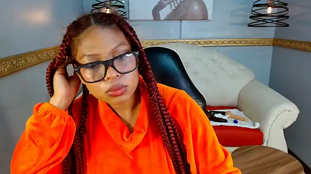 Snapshot of Naomi_Tylers chatting on 1, 11, 2025 Naomi Tylers online show from 1, 11, 2025