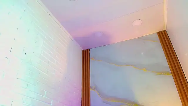 CoralineSweett online show from 11, 10, 2025