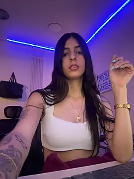 cristel 17 online show from 28, 2, 2025