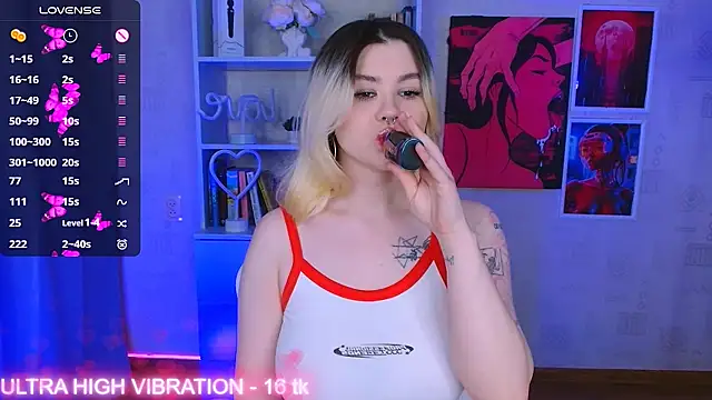 Snapshot of cutie_mili chatting on 13, 3, 2025 cutie mili online show from 13, 3, 2025