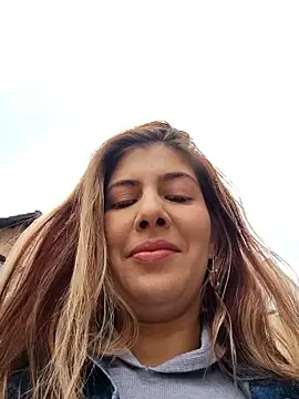 scarlett moore online show from 26, 3, 2026