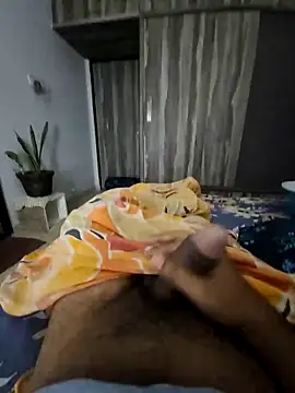 Snapshot of DesiRocco7 chatting on 22, 9, 2025 DesiRocco7 online show from 22, 9, 2025