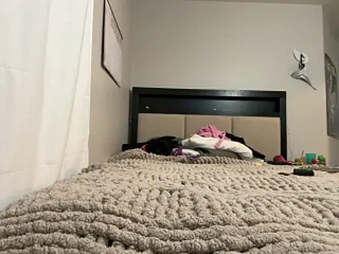 Snapshot of Intokink06 chatting on 6, 11, 2025 Intokink06 online show from 6, 11, 2025