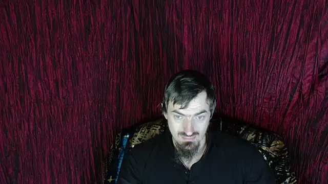 Snapshot of ConanJones chatting on 14, 11, 2025 ConanJones online show from 14, 11, 2025