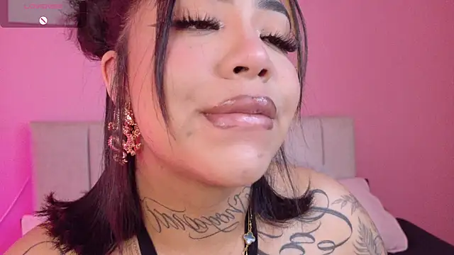 Snapshot of foxxy-lov3 chatting on 30, 10, 2025 foxxy-lov3 online show from 30, 10, 2025