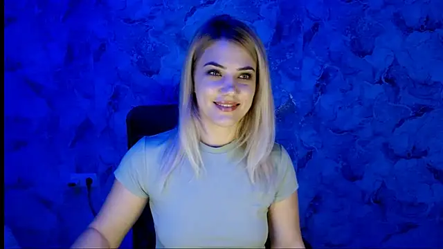 Snapshot of nika_gold1 chatting on 30, 11, 2025 nika gold1 online show from 30, 11, 2025