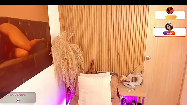 sofhiaa adaams online show from 23, 2, 2026