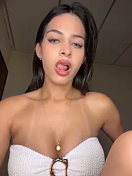 violetta-brown1 online show from 10, 4, 2026