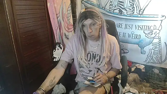 Snapshot of Ombeline1 chatting on 26, 2, 2026 Ombeline1 online show from 26, 2, 2026