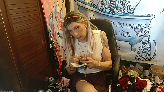 Snapshot of Ombeline1 chatting on 1, 4, 2026 Ombeline1 online show from 1, 4, 2026