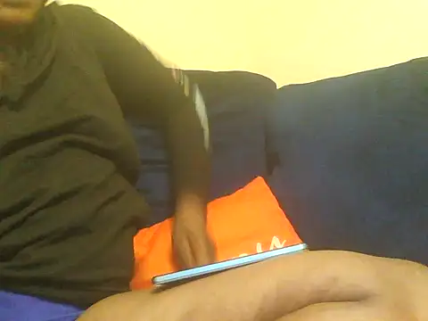 Snapshot of Sexy_Riri chatting on 8, 10, 2025 Sexy Riri online show from 8, 10, 2025