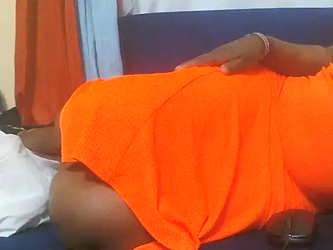 Snapshot of Sexy_Riri chatting on 23, 10, 2025 Sexy Riri online show from 23, 10, 2025