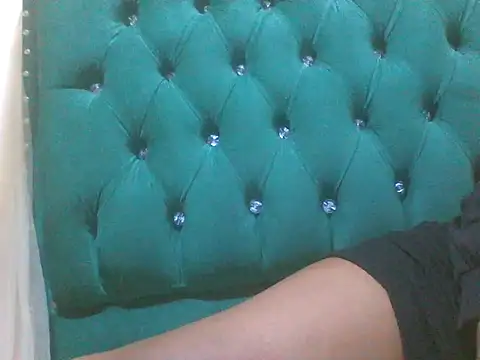 Snapshot of Sexy_Riri chatting on 30, 10, 2025 Sexy Riri online show from 30, 10, 2025