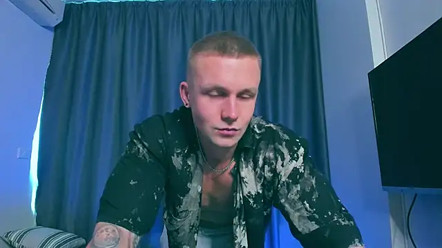 Snapshot of Samuel_Andrew chatting on 22, 1, 2025 Samuel Andrew online show from 22, 1, 2025