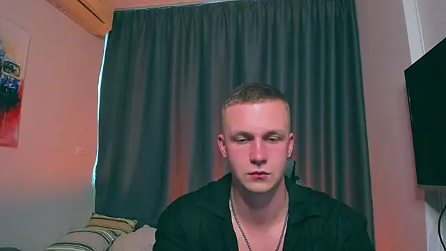 Snapshot of Samuel_Andrew chatting on 6, 3, 2025 Samuel Andrew online show from 6, 3, 2025