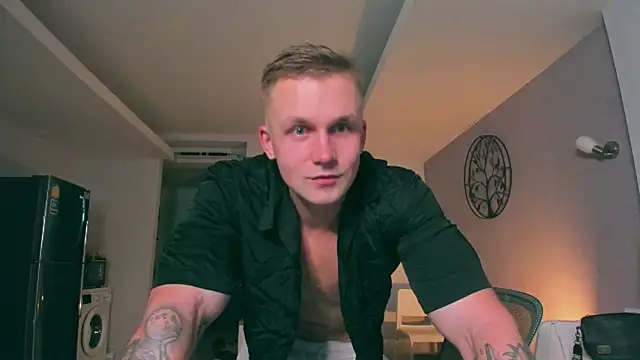 Snapshot of Samuel_Andrew chatting on 27, 9, 2025 Samuel Andrew online show from 27, 9, 2025