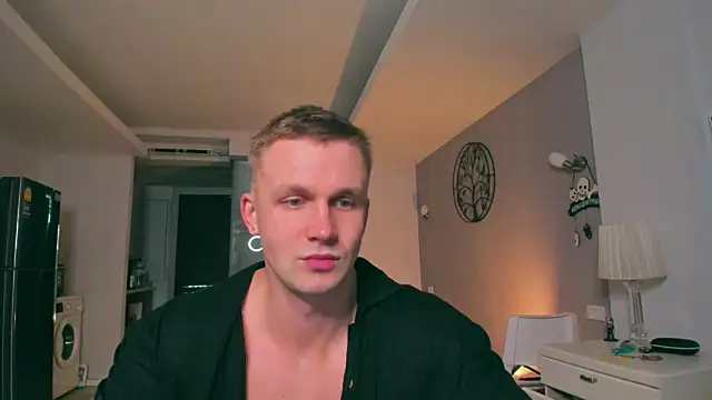 Snapshot of Samuel_Andrew chatting on 5, 11, 2025 Samuel Andrew online show from 5, 11, 2025