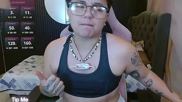 Snapshot of isabeautyx19 chatting on 11, 6, 2026 isabeautyx19 online show from 11, 6, 2026