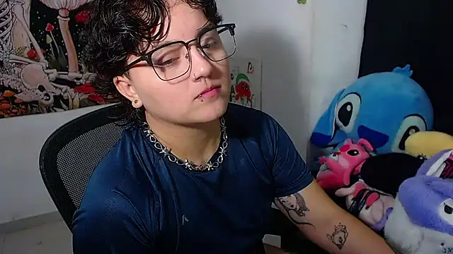 Snapshot of isabeautyx19 chatting on 15, 7, 2026 isabeautyx19 online show from 15, 7, 2026