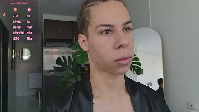 Snapshot of grey___27 chatting on 9, 11, 2025 grey 27 online show from 9, 11, 2025