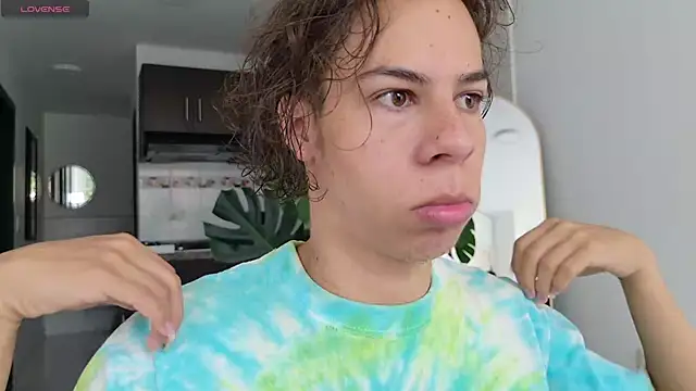 Snapshot of grey___27 chatting on 16, 11, 2025 grey 27 online show from 16, 11, 2025