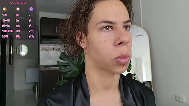 Snapshot of grey___27 chatting on 17, 11, 2025 grey 27 online show from 17, 11, 2025