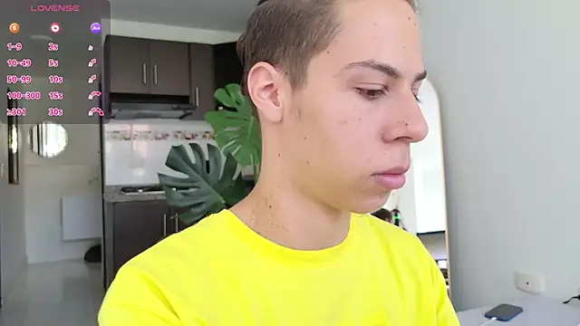 Snapshot of grey___27 chatting on 19, 11, 2025 grey 27 online show from 19, 11, 2025