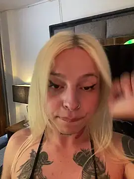 Snapshot of Bonnie_vega chatting on 11, 1, 2025 Bonnie vega online show from 11, 1, 2025