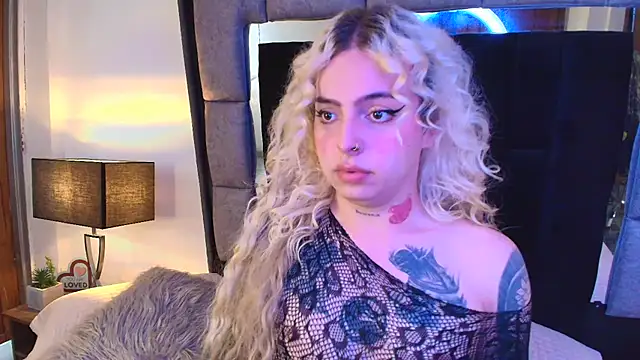 Snapshot of Bonnie_vega chatting on 12, 3, 2025 Bonnie vega online show from 12, 3, 2025