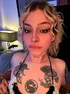 Snapshot of Bonnie_vega chatting on 29, 10, 2025 Bonnie vega online show from 29, 10, 2025