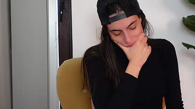 NinaCrystal1 online show from 22, 12, 2025