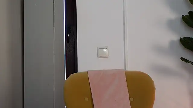 NinaCrystal1 online show from 28, 2, 2026