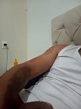 Snapshot of GabrielAdn chatting on 22, 12, 2025 GabrielAdn online show from 22, 12, 2025