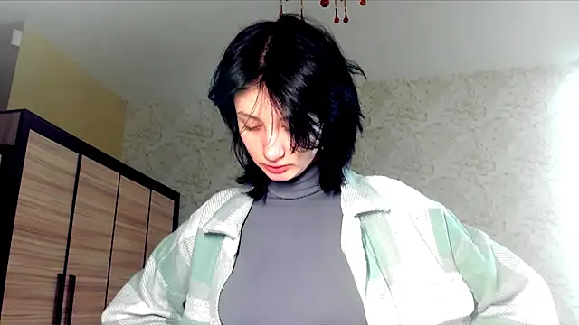 JulisSweet online show from 3, 3, 2025