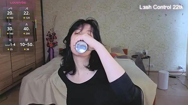 JulisSweet online show from 10, 4, 2026