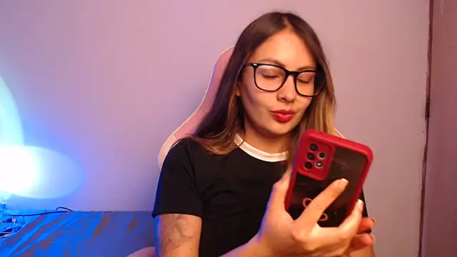 lalawhitte online show from 8, 10, 2025