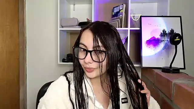 lalawhitte online show from 3, 6, 2026